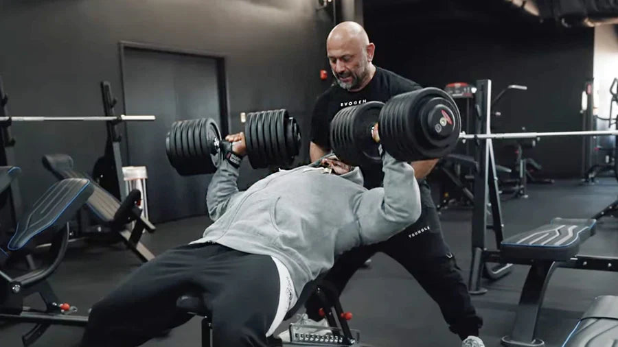 FST-7 Tips: De Sleutel tot een Zware Incline Dumbbell Press Blog